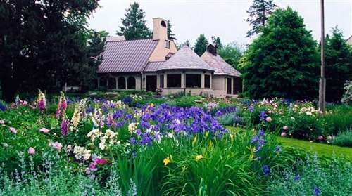 Photo of a Bloomfield Hills English Garden Example